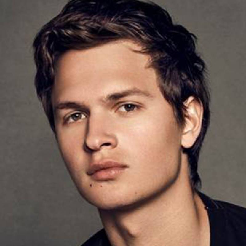 انسل الگورت - Ansel Elgort