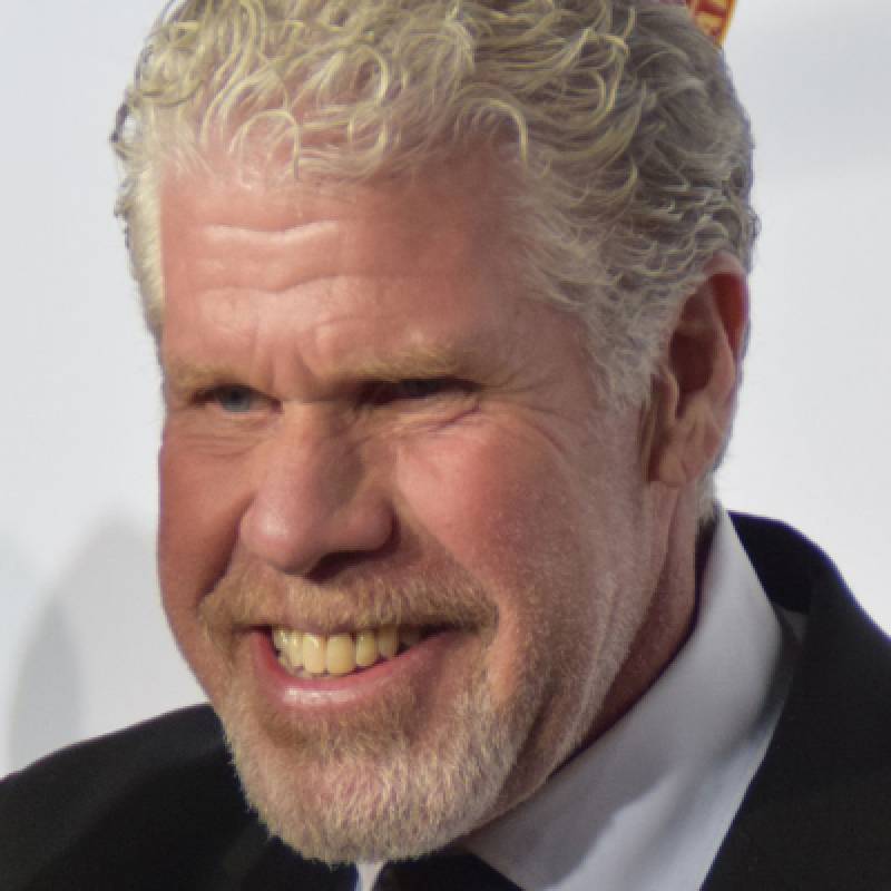 ران پرلمن - Ron Perlman