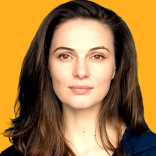 آندریا دیاک - Andreea Diac