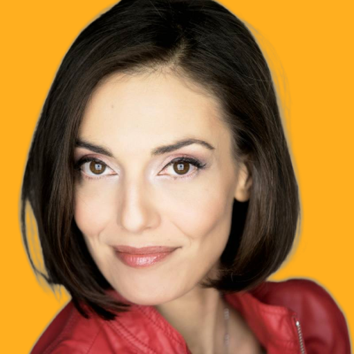 کریستینا سرافینی - Cristina Serafini
