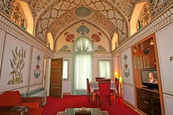 تخفیف ویژه هتل‌های اصفهان! از فلایتیو رزرو کن